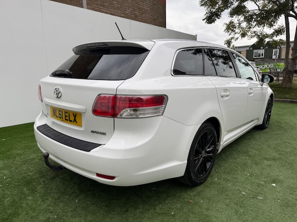 Used Toyota Avensis 2011 for sale - 76099416: Photo 6