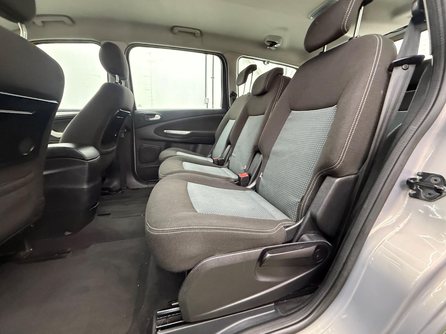 Used Ford Galaxy 2011 for sale - 77585804: Photo 26