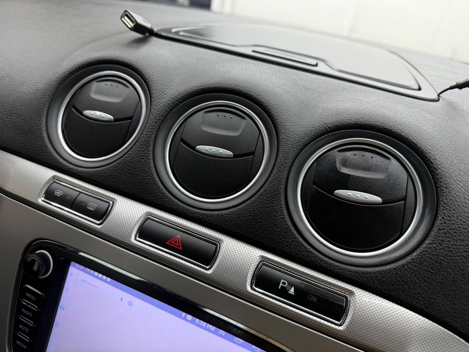 Used Ford Galaxy 2011 for sale - 77585804: Photo 47