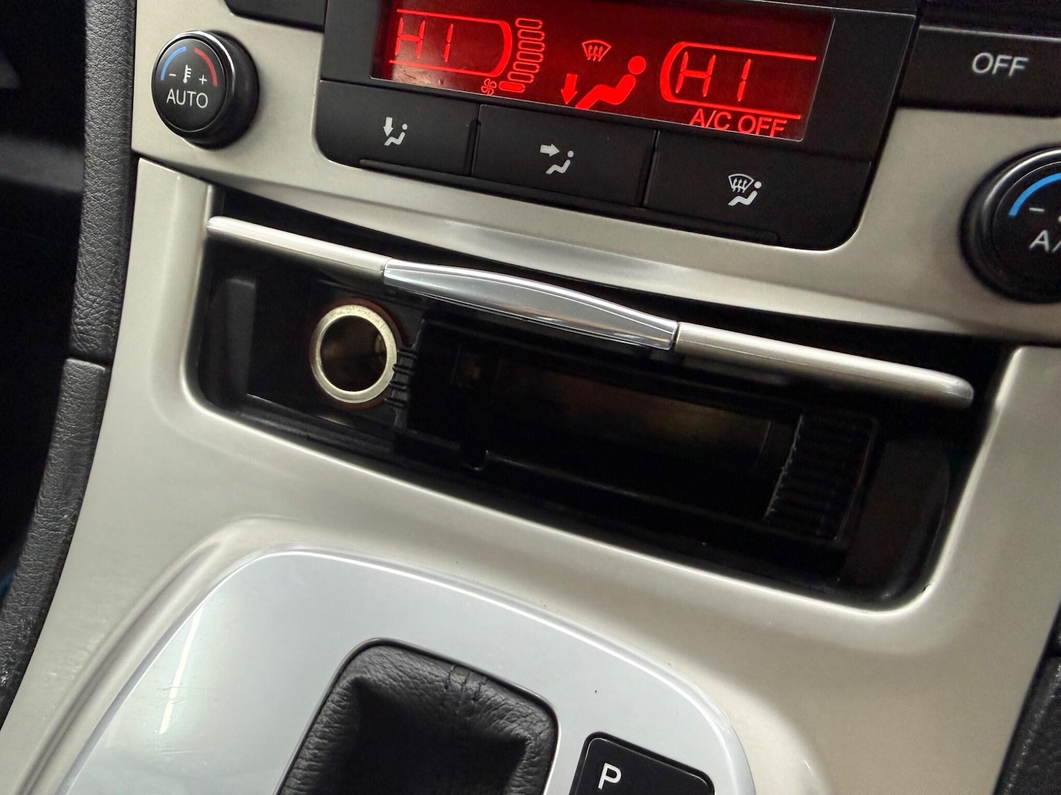 Used Ford Galaxy 2011 for sale - 77585804: Photo 55