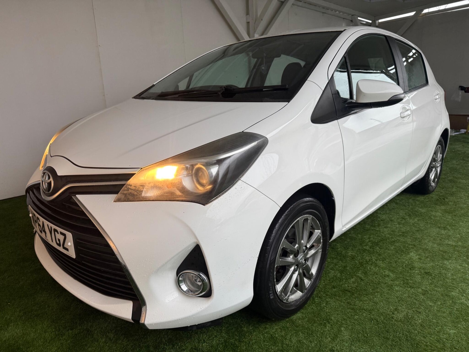 Used Toyota Yaris 2015 for sale - 76991875: Photo 11