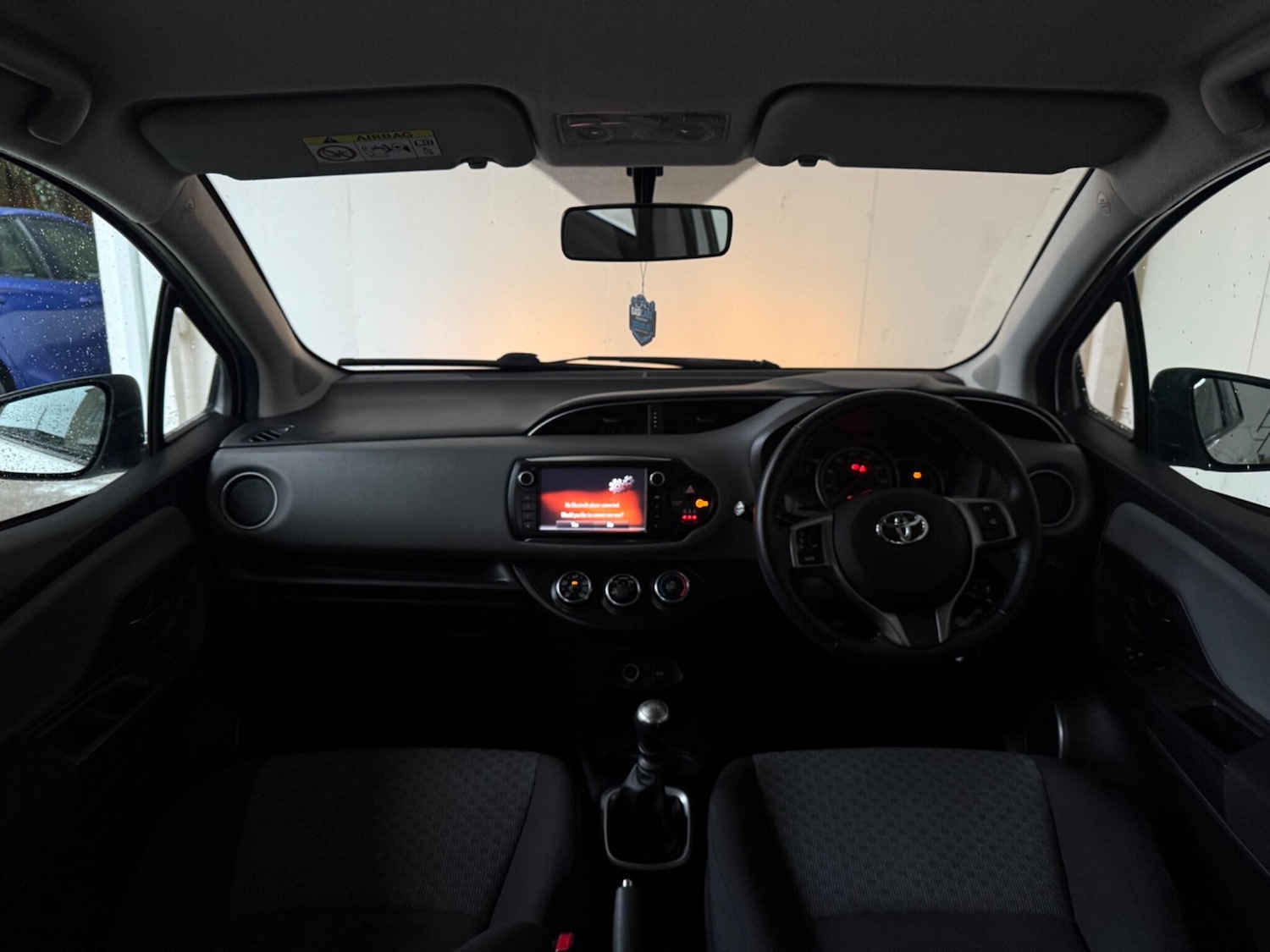 Used Toyota Yaris 2015 for sale - 76991875: Photo 28