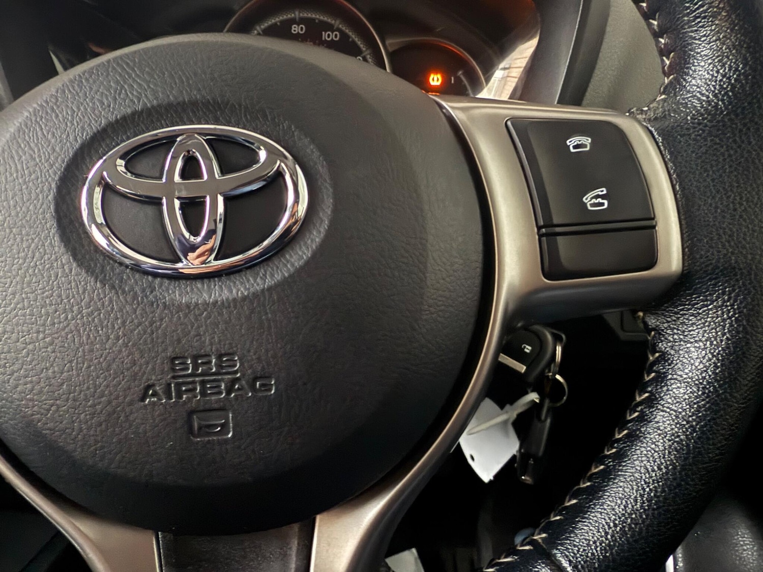 Used Toyota Yaris 2015 for sale - 76991875: Photo 35