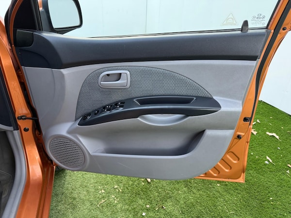 Used Kia Picanto 2006 for sale - 75647089: Photo 17