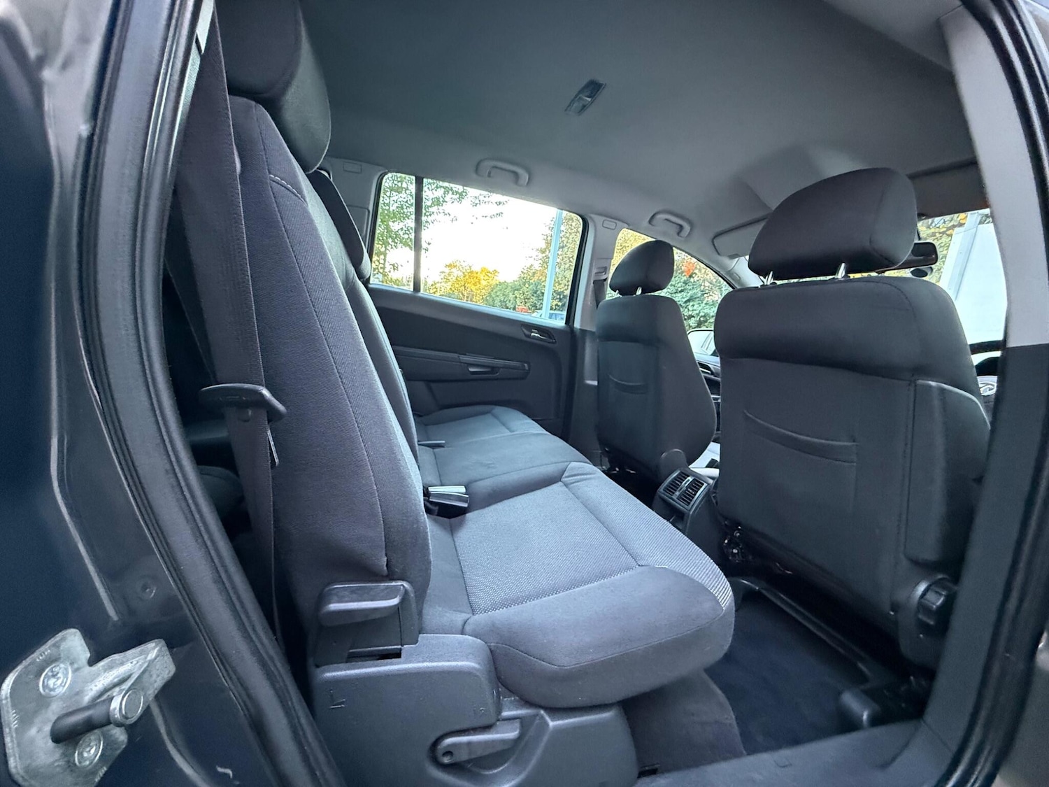 Used Vauxhall Zafira 2012 for sale - 76377408: Photo 18