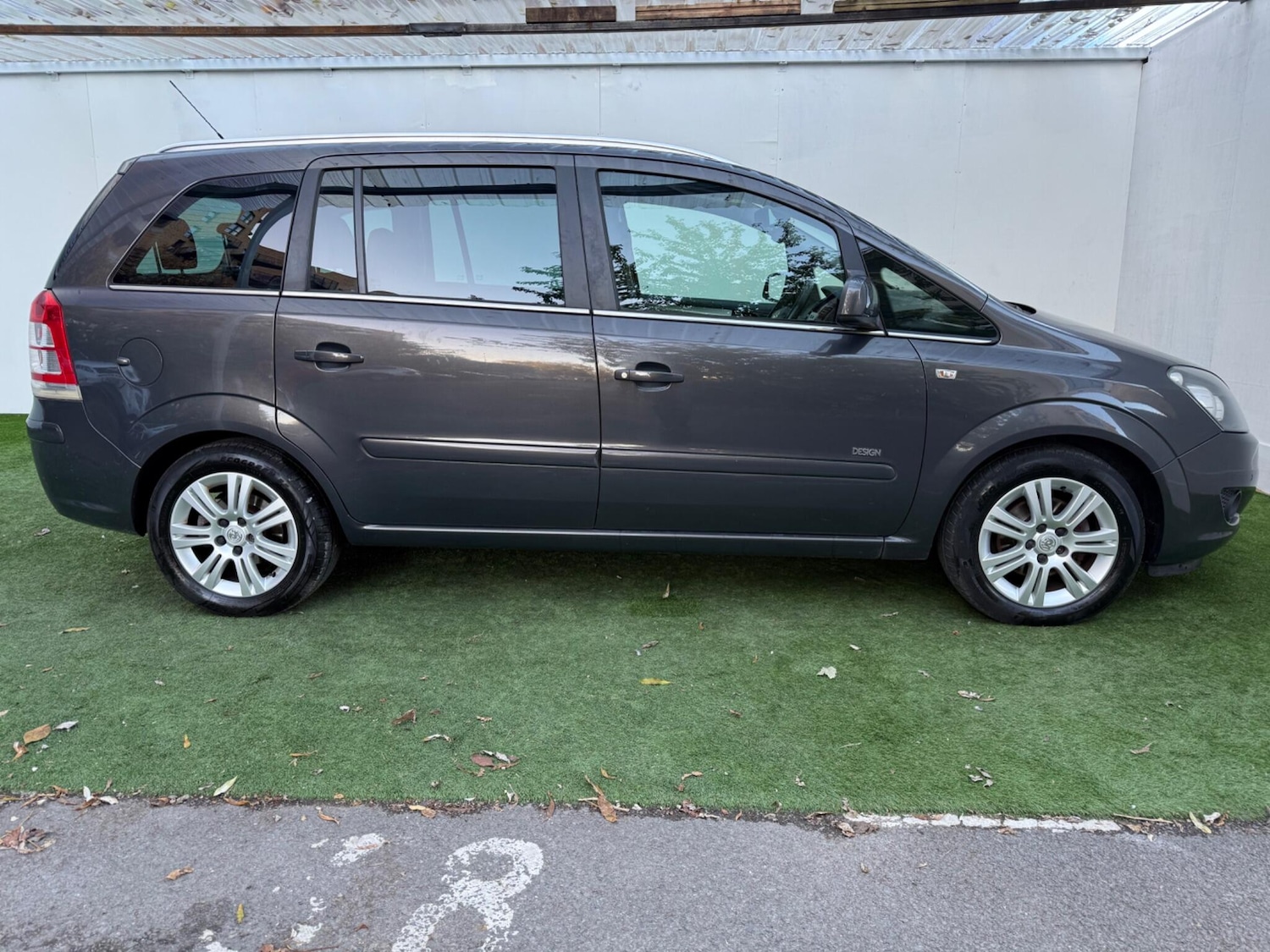 Used Vauxhall Zafira 2012 for sale - 76377408: Photo 5
