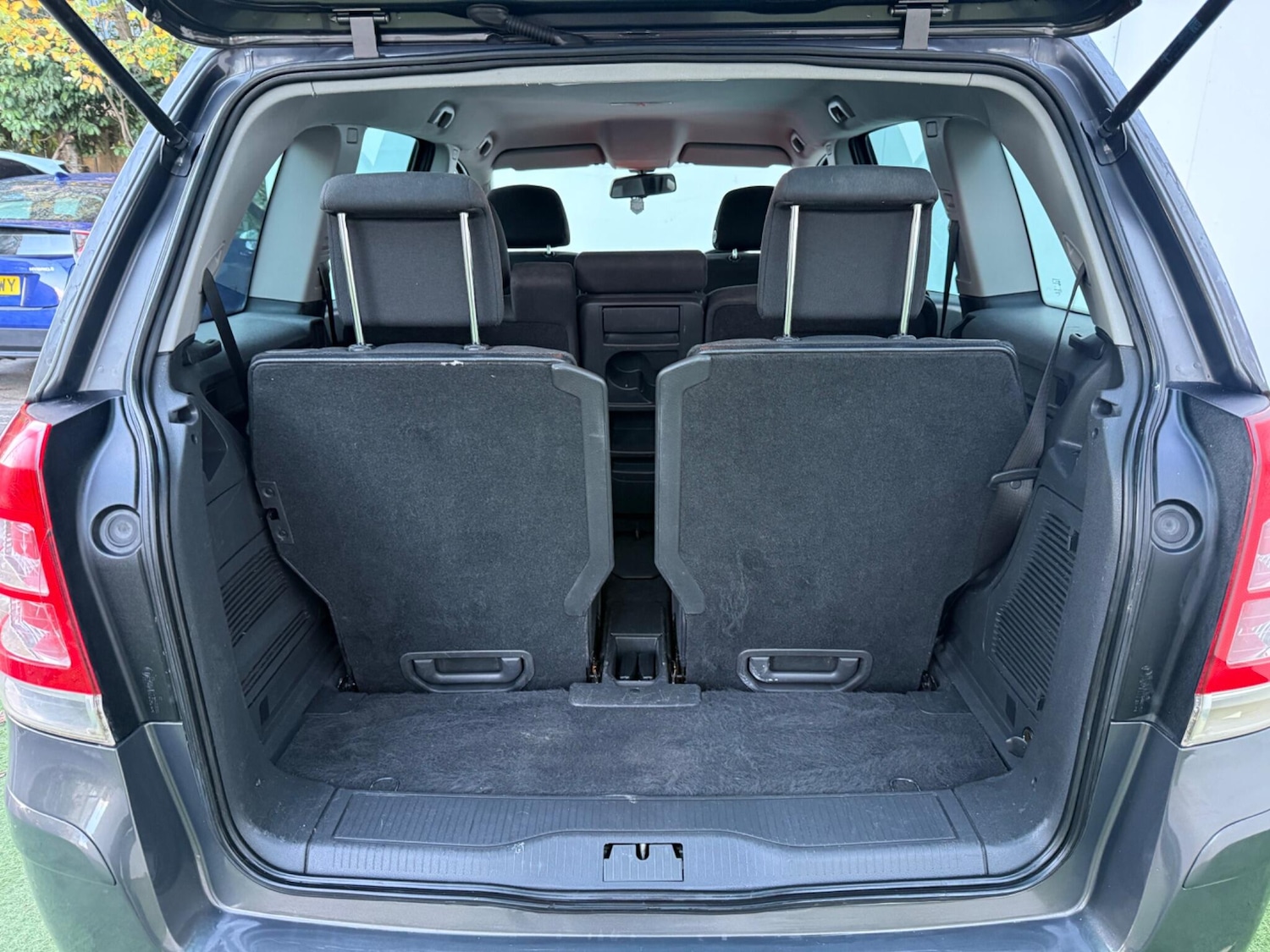 Used Vauxhall Zafira 2012 for sale - 76377408: Photo 8