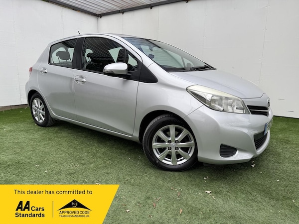 Used Toyota Yaris 2012 for sale - 76270517: Photo 1