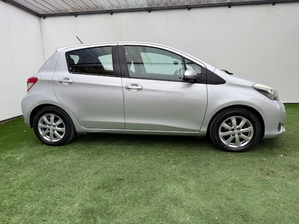 Used Toyota Yaris 2012 for sale - 76270517: Photo 5