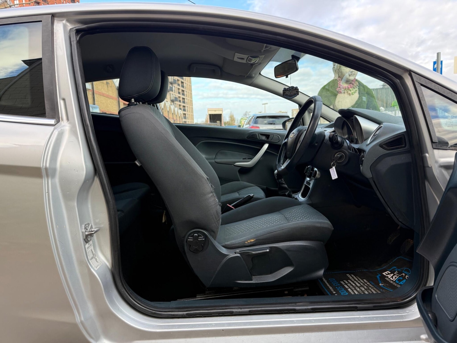 Used Ford Fiesta 2010 for sale - 76633878: Photo 14