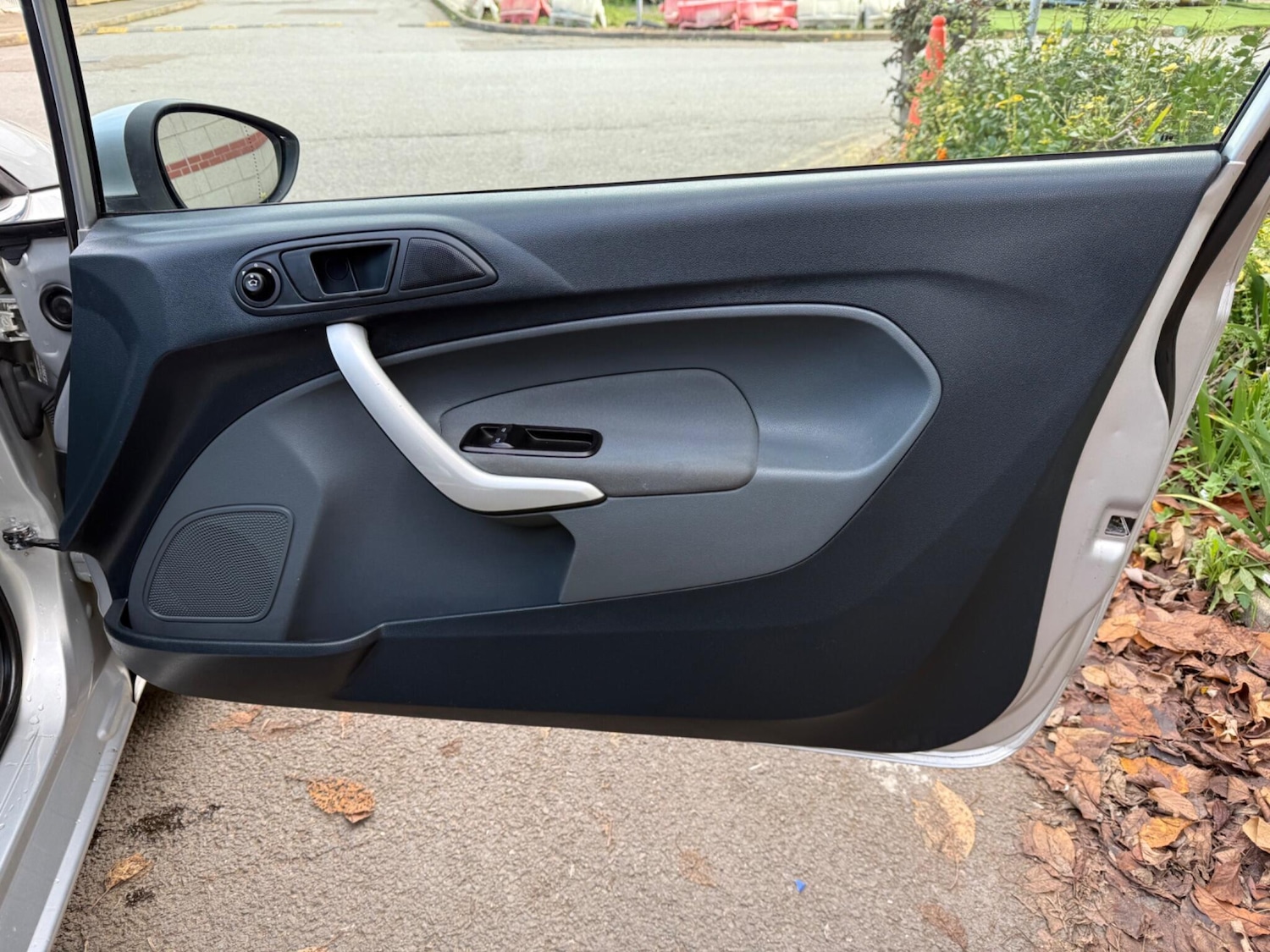 Used Ford Fiesta 2010 for sale - 76633878: Photo 19