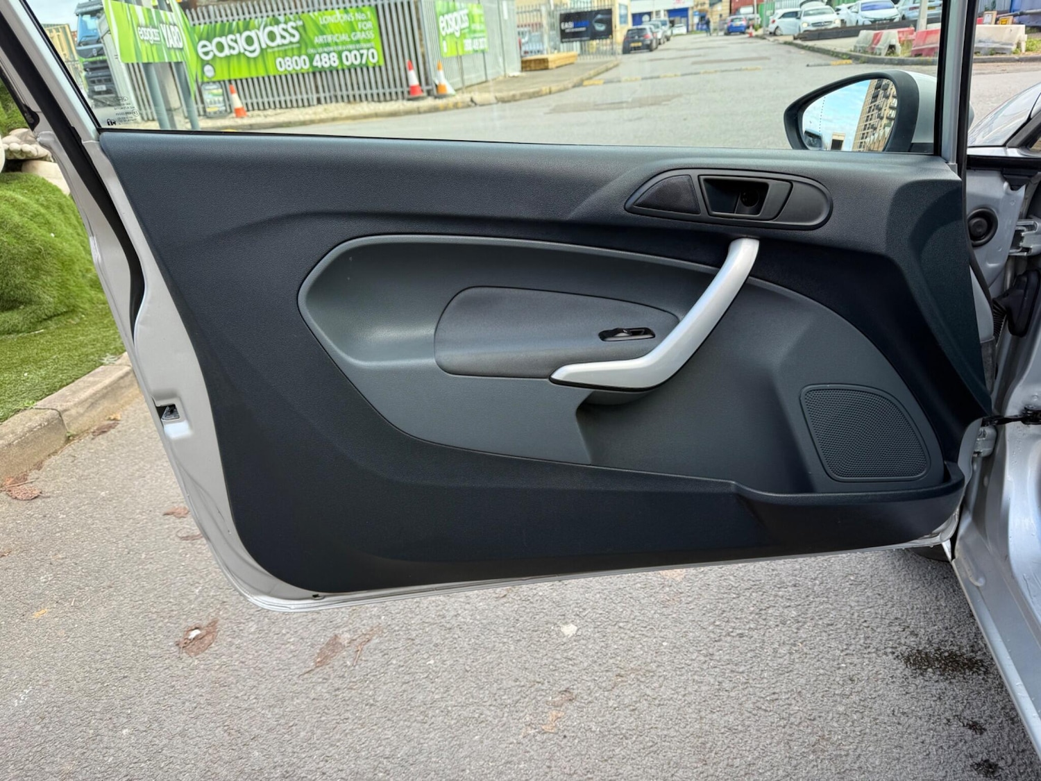 Used Ford Fiesta 2010 for sale - 76633878: Photo 24