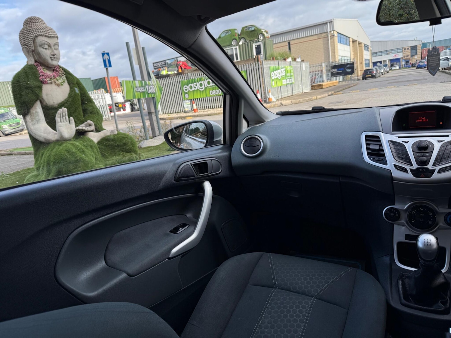 Used Ford Fiesta 2010 for sale - 76633878: Photo 34