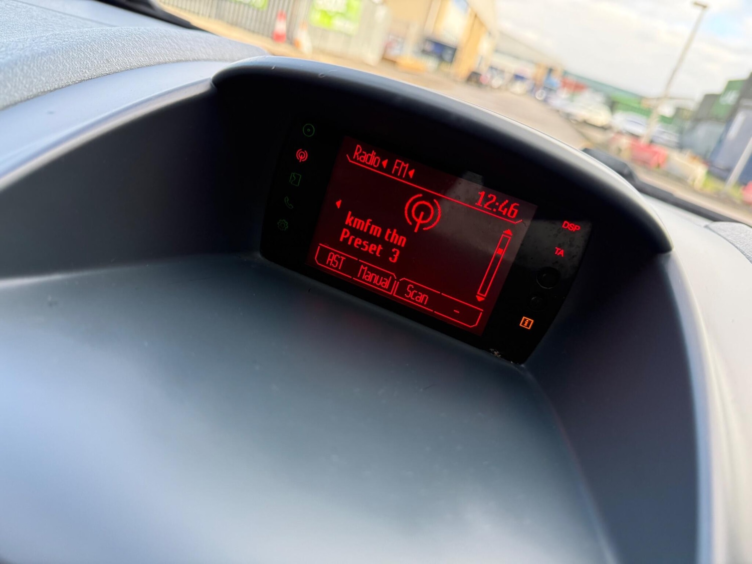 Used Ford Fiesta 2010 for sale - 76633878: Photo 40