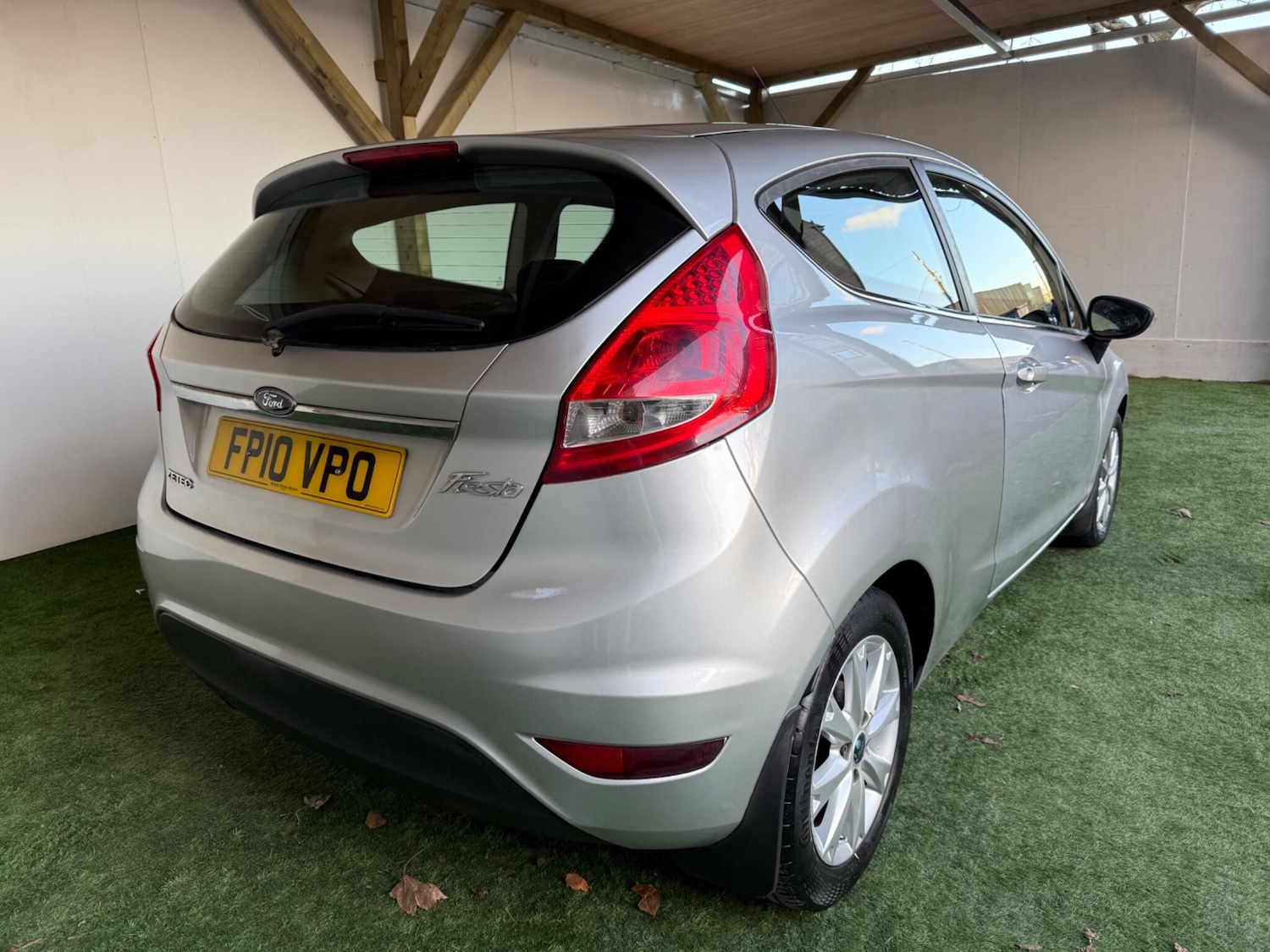 Used Ford Fiesta 2010 for sale - 76633878: Photo 6