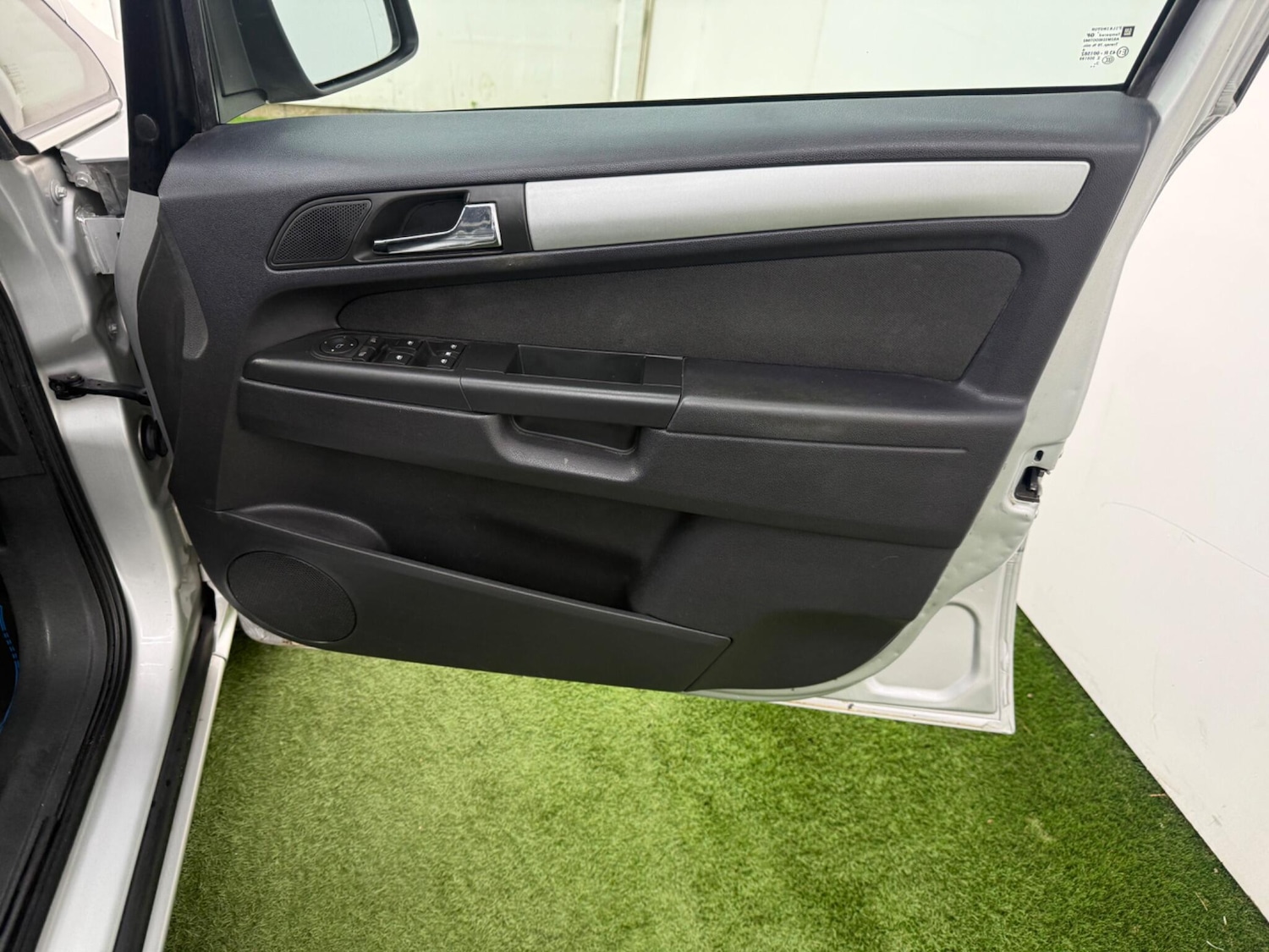 Used Vauxhall Zafira 2014 for sale - 77612747: Photo 17