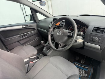 Used Vauxhall Zafira 2014 for sale - 77612747: Photo