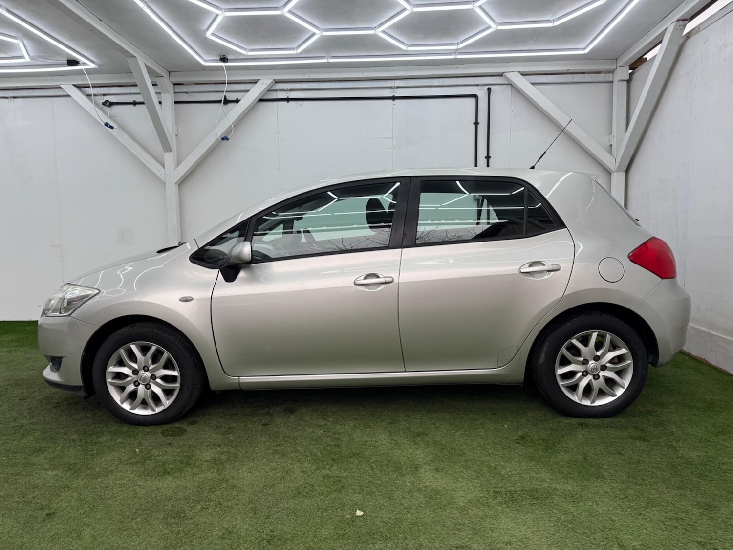 Used Toyota Auris 2007 for sale - 77633106: Photo 10