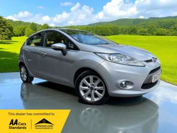2010 (60) - 1.25 Zetec 5dr