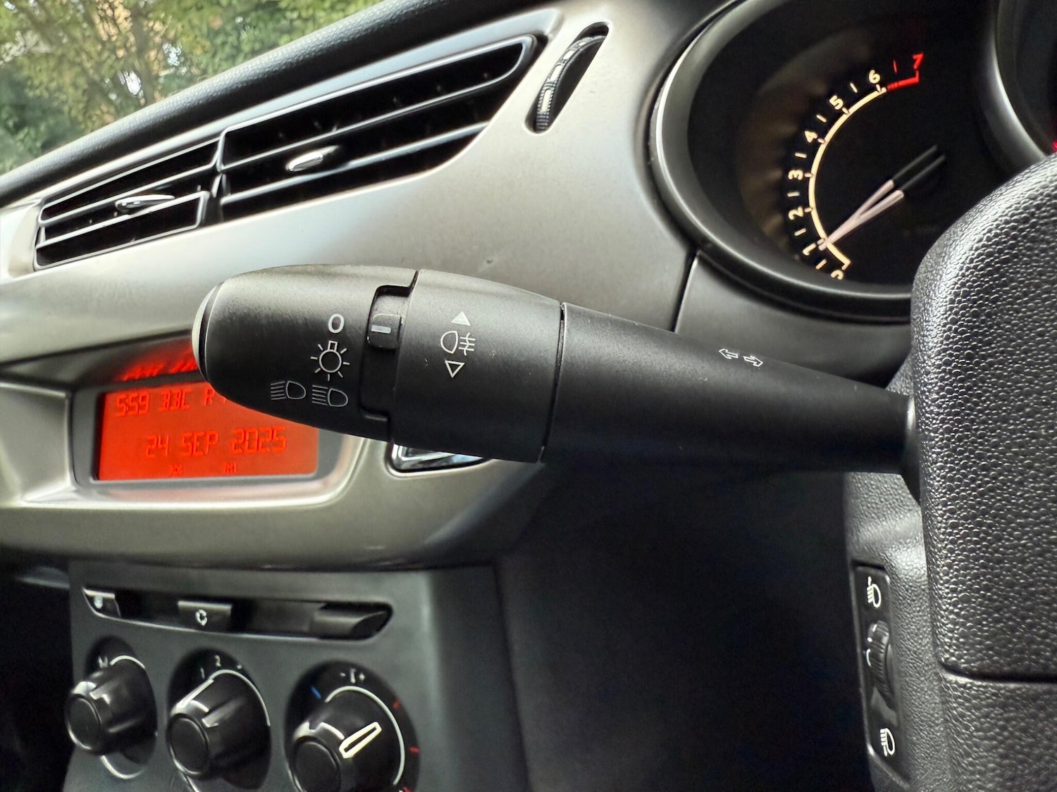 Used Citroen C3 2014 for sale - 76059607: Photo 34