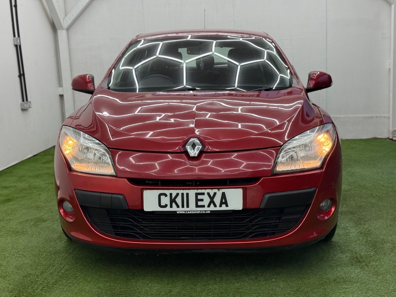 Used Renault Megane 2011 for sale - 77330384: Photo 12