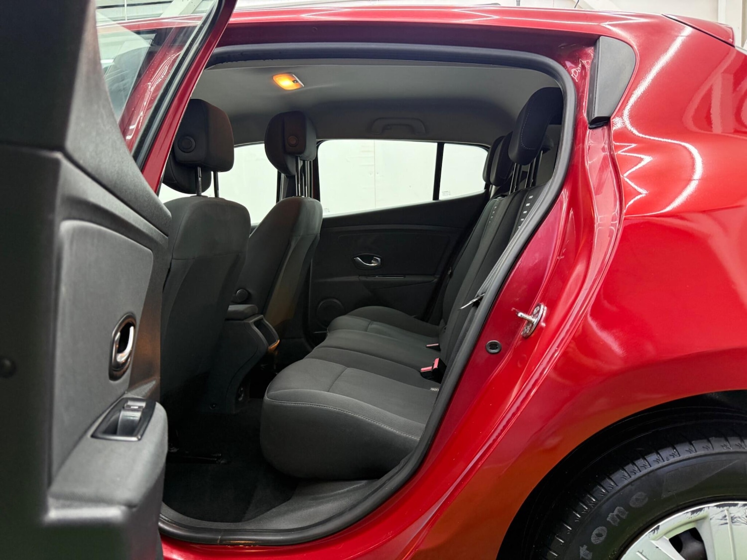 Used Renault Megane 2011 for sale - 77330384: Photo 22