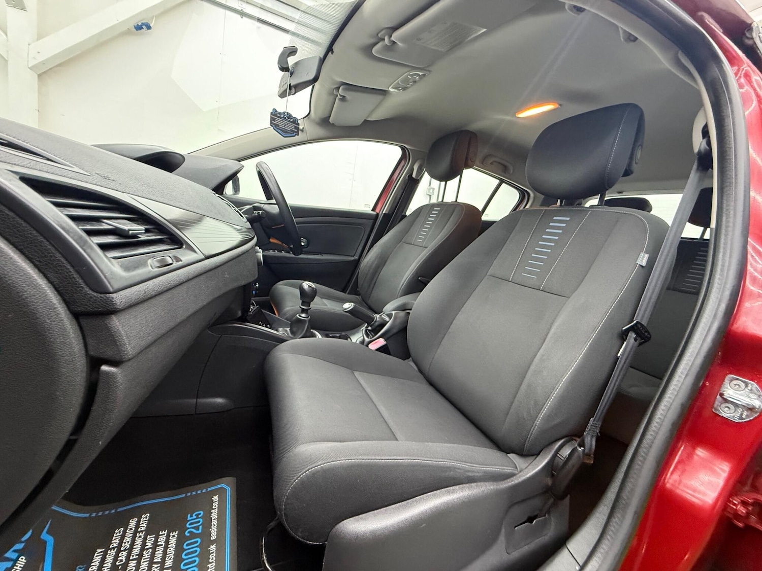 Used Renault Megane 2011 for sale - 77330384: Photo 26