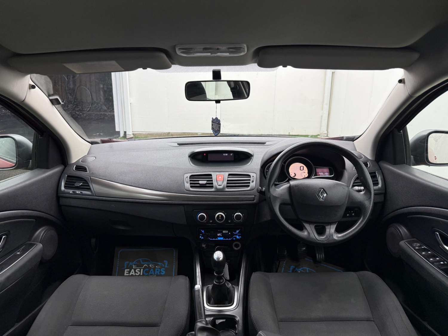 Used Renault Megane 2011 for sale - 77330384: Photo 28