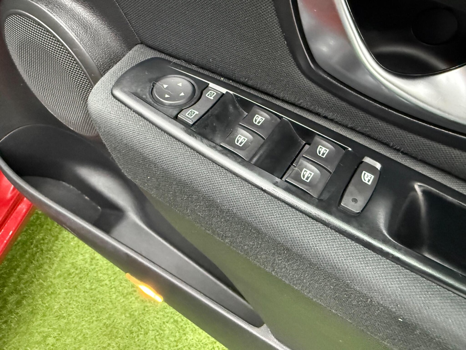 Used Renault Megane 2011 for sale - 77330384: Photo 38