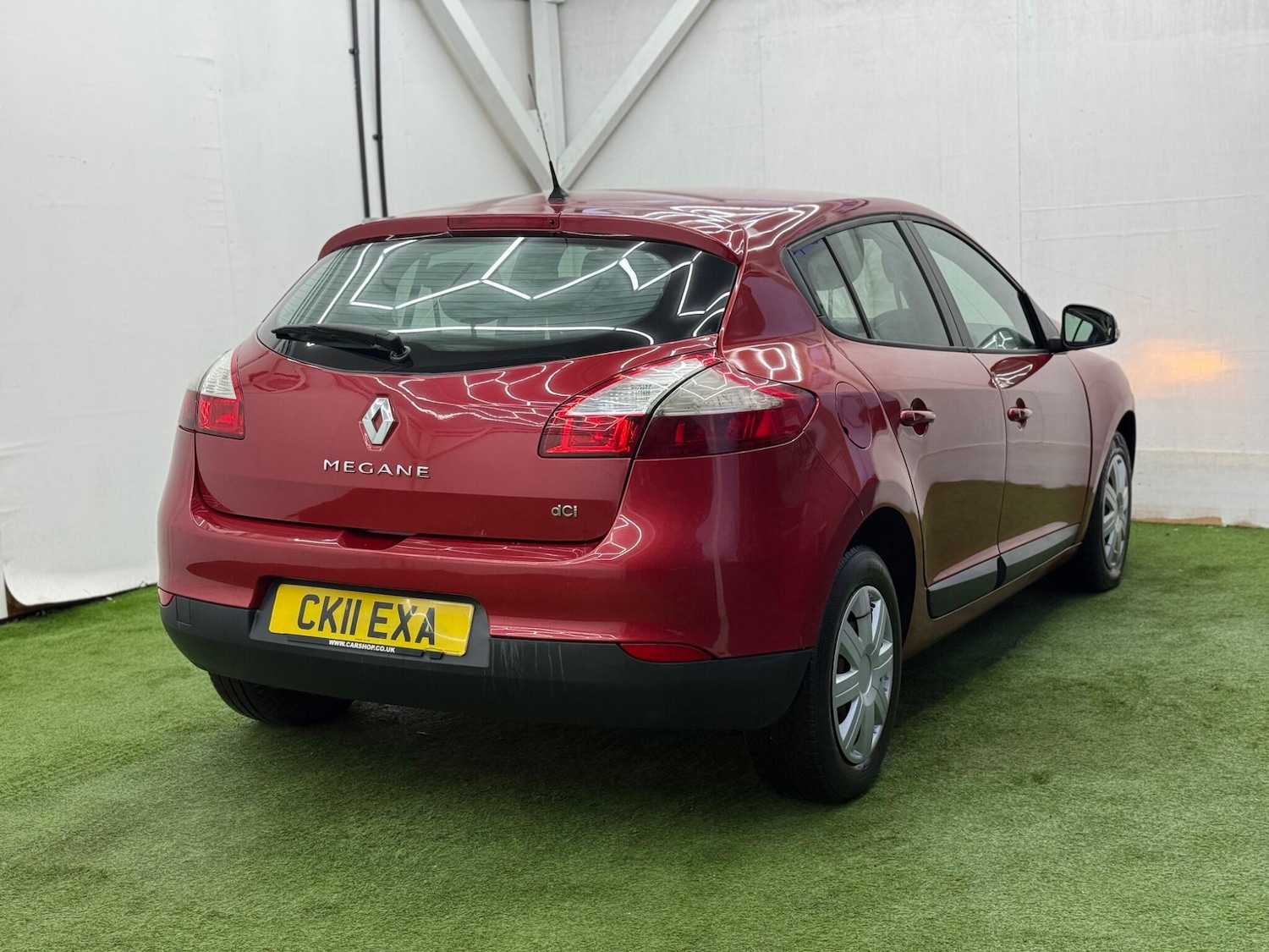 Used Renault Megane 2011 for sale - 77330384: Photo 6