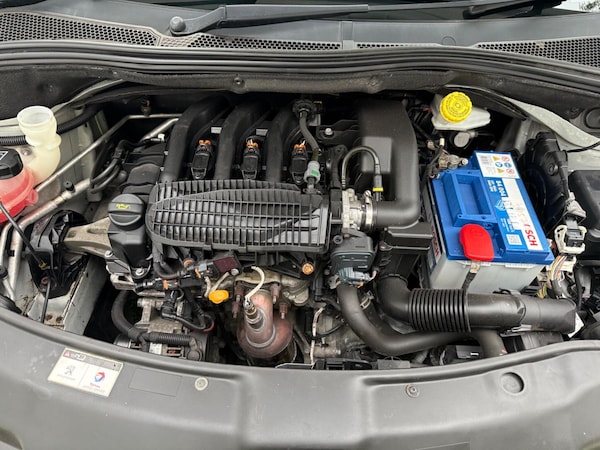 Used Peugeot 208 2014 for sale - 76121807: Photo 13