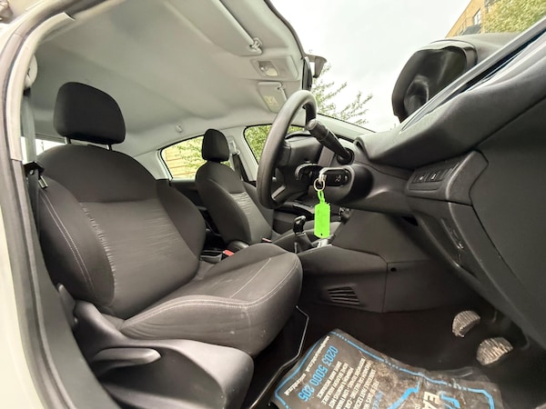 Used Peugeot 208 2014 for sale - 76121807: Photo 16