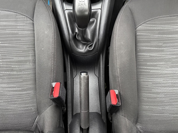 Used Peugeot 208 2014 for sale - 76121807: Photo 31