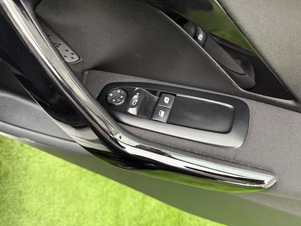 Used Peugeot 208 2014 for sale - 76121807: Photo 36