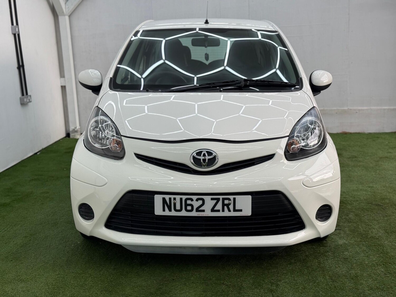 Used Toyota AYGO 2012 for sale - 77468031: Photo 12