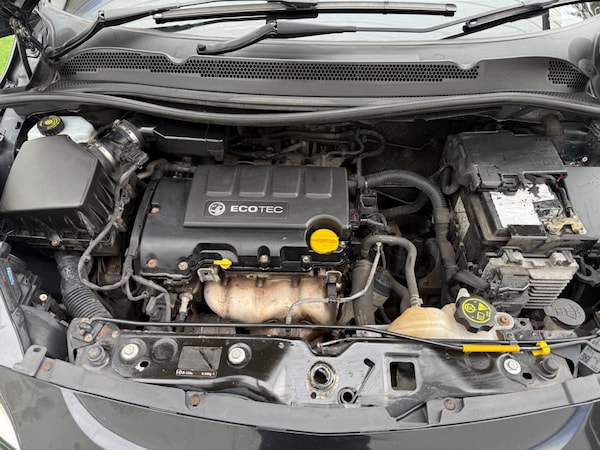 Used Vauxhall Corsa 2015 for sale - 76295342: Photo 13