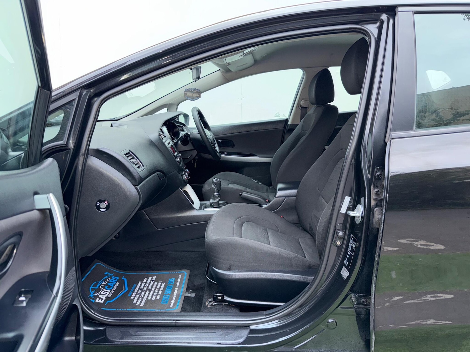 Used Kia Ceed 2012 for sale - 76084792: Photo 24