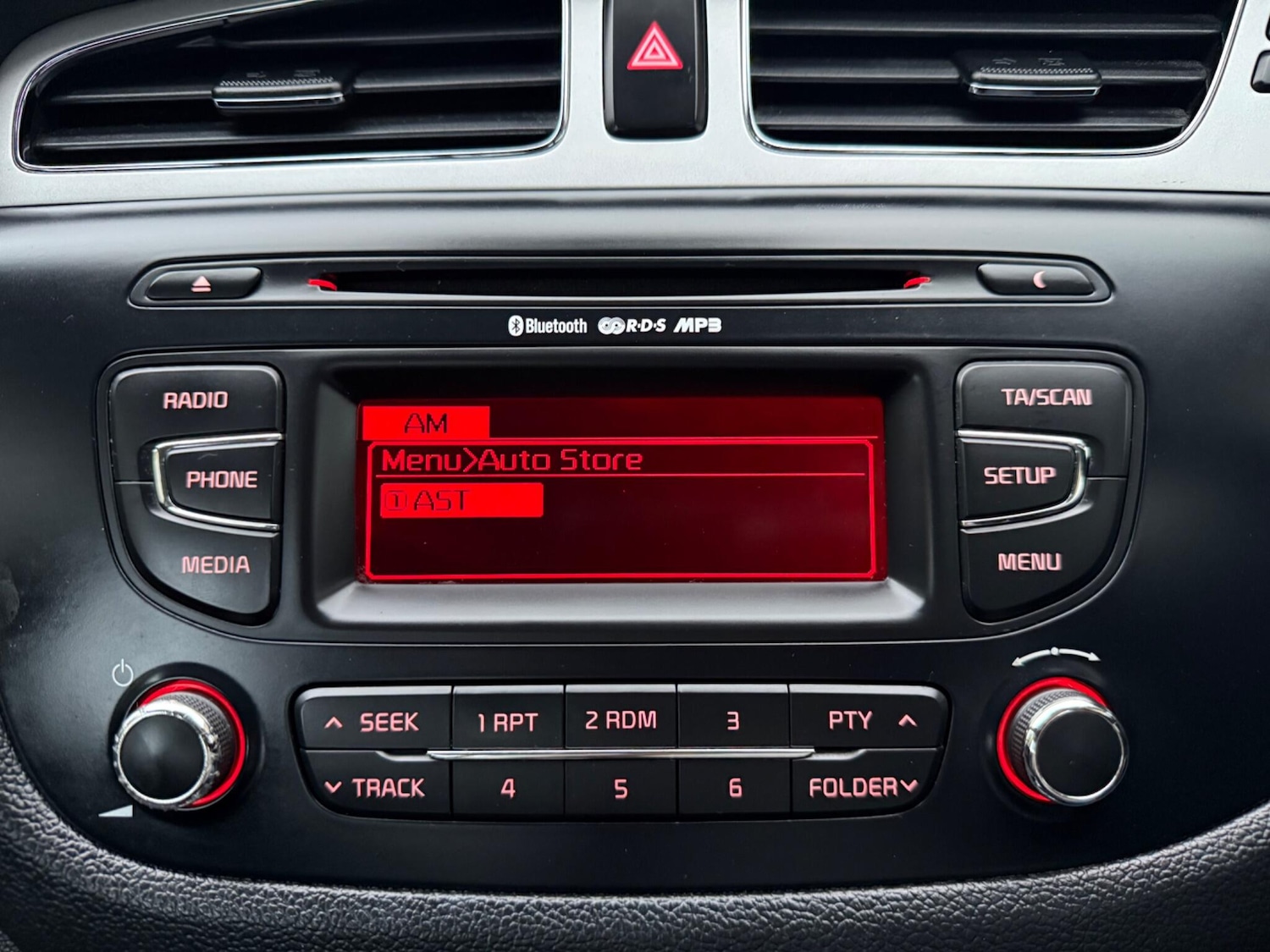 Used Kia Ceed 2012 for sale - 76084792: Photo 46