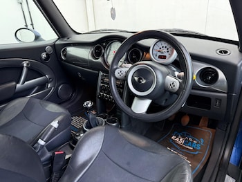 Used MINI Convertible 2008 for sale - 79018385: Photo