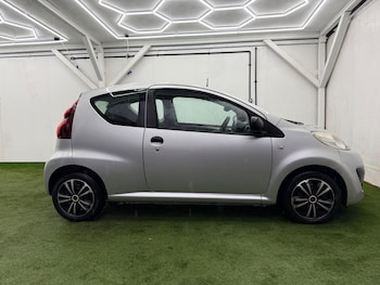 Used Peugeot 107 2014 for sale - 77469287: Photo