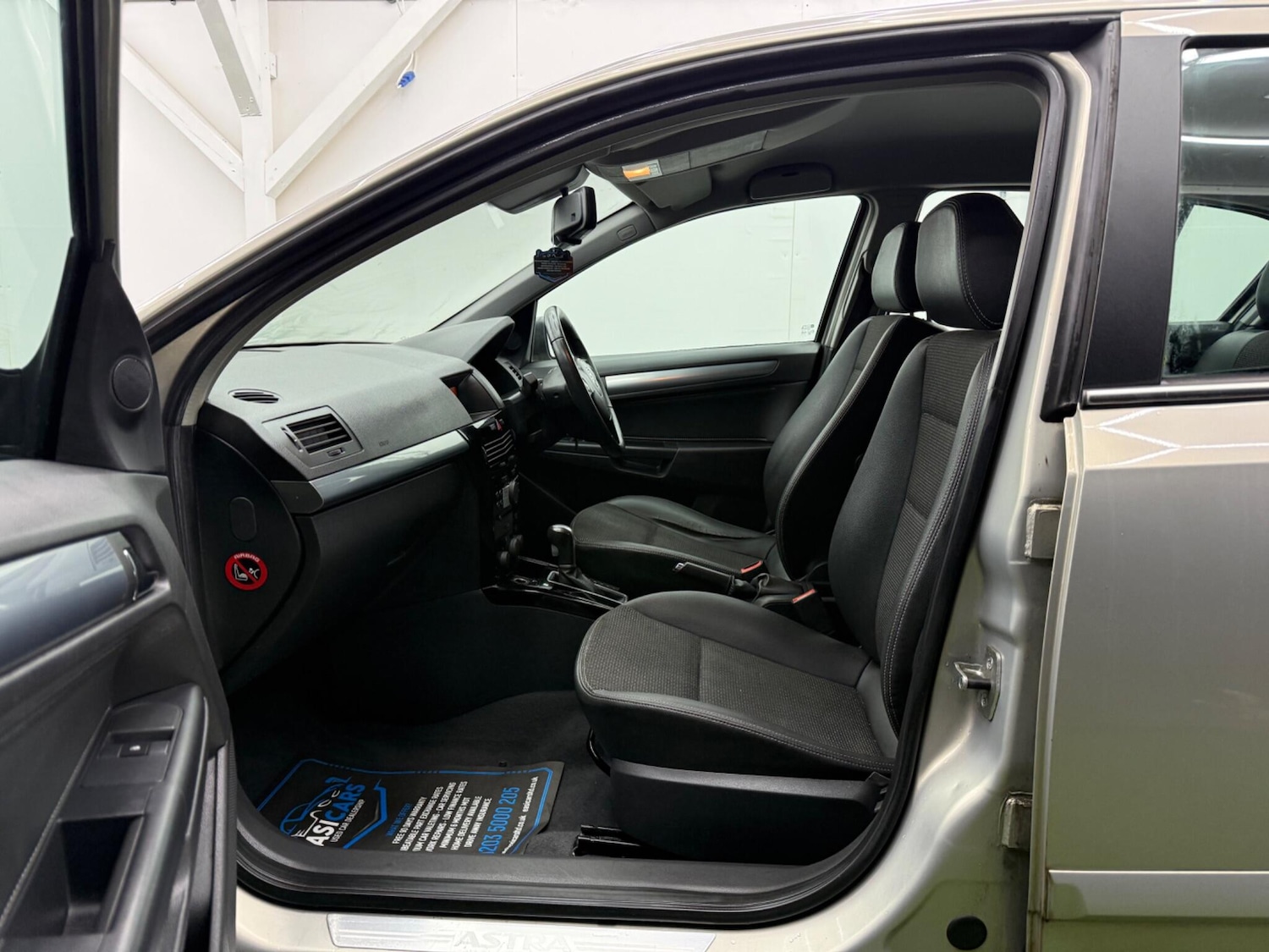 Used Vauxhall Astra for sale - 77799193: Photo 24