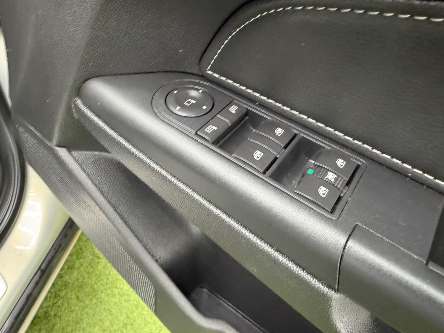 Used Vauxhall Astra for sale - 77799193: Photo 39