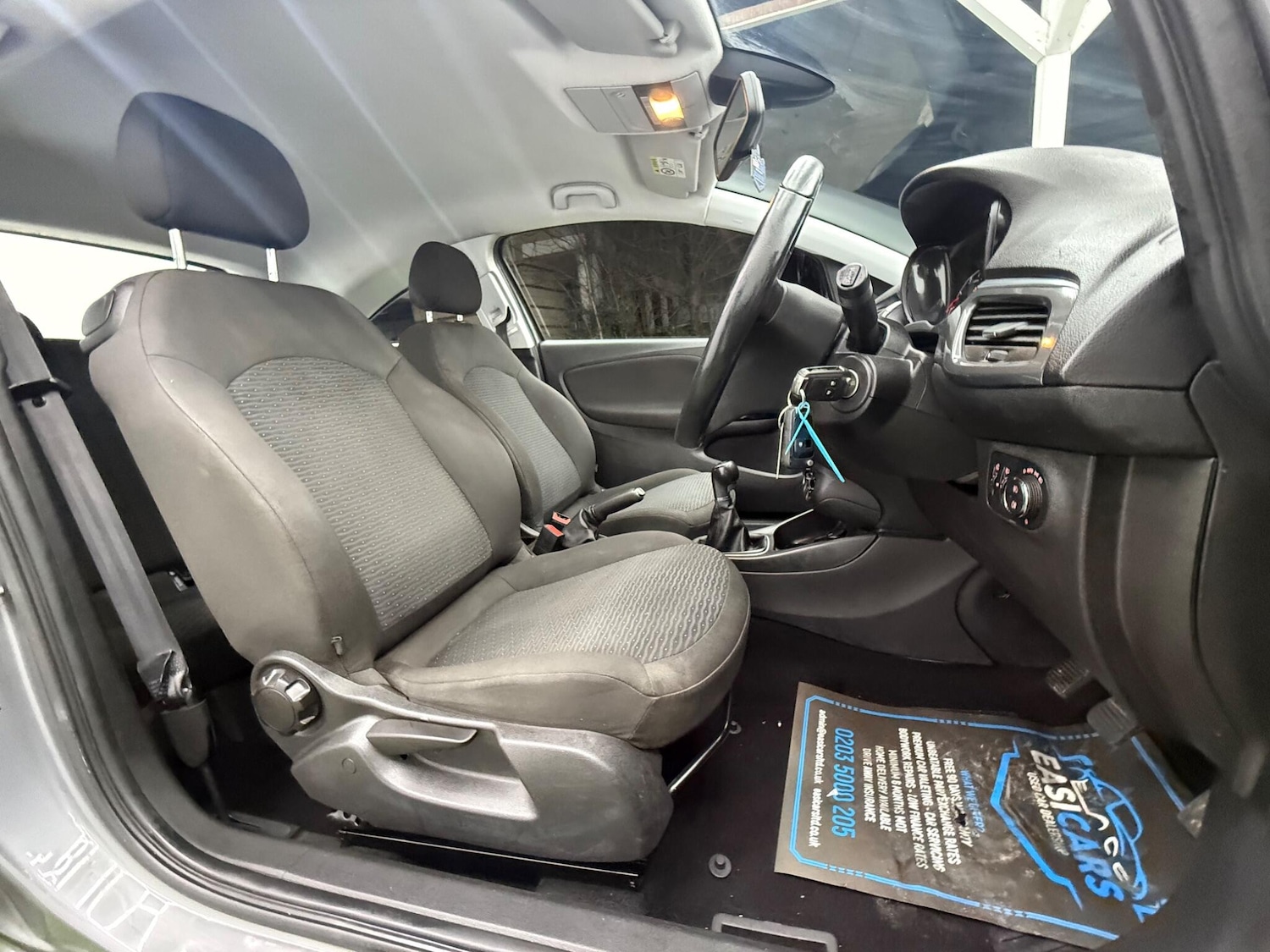 Used Vauxhall Corsa 2015 for sale - 77109477: Photo 16