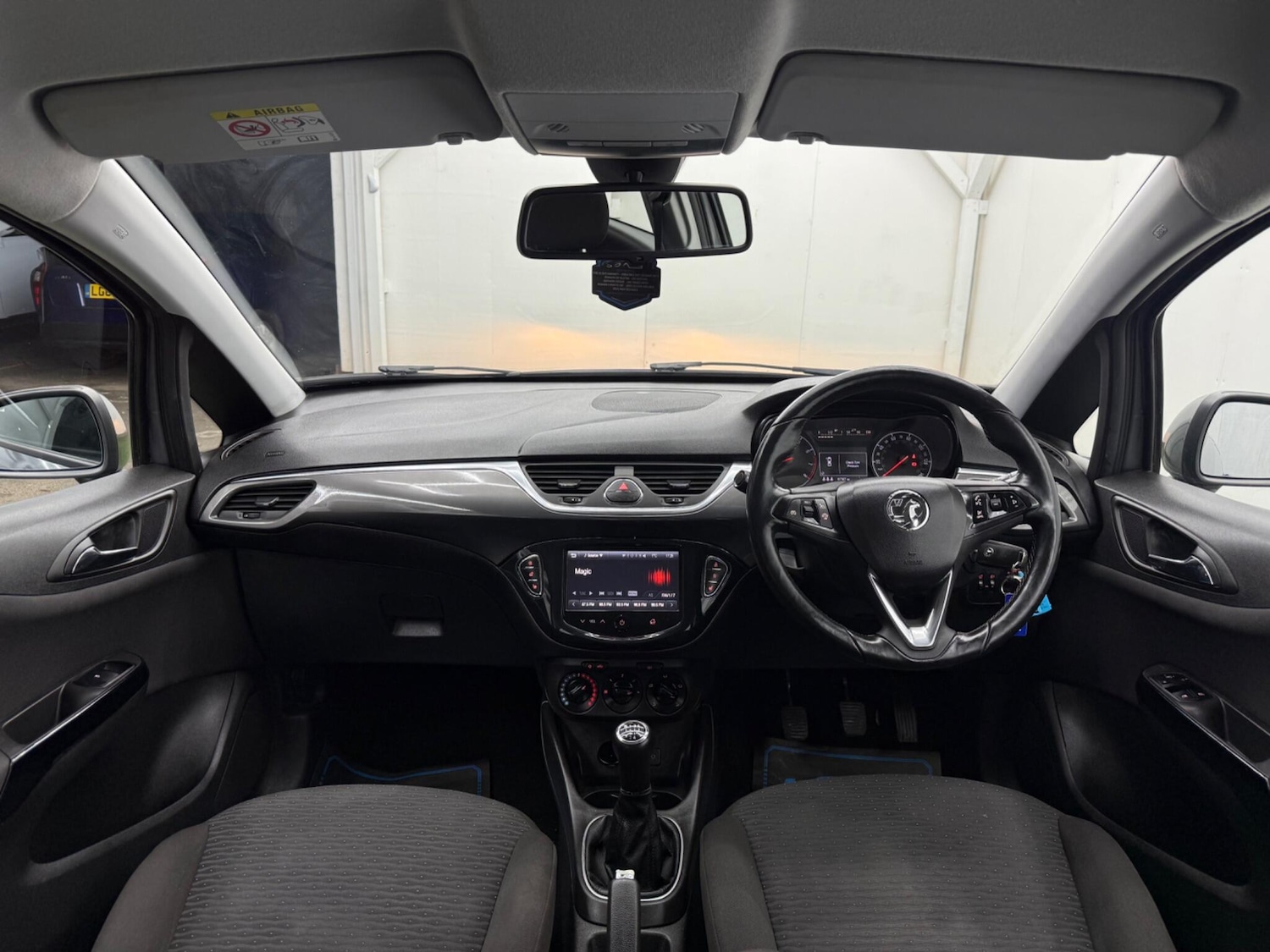 Used Vauxhall Corsa 2015 for sale - 77109477: Photo 25