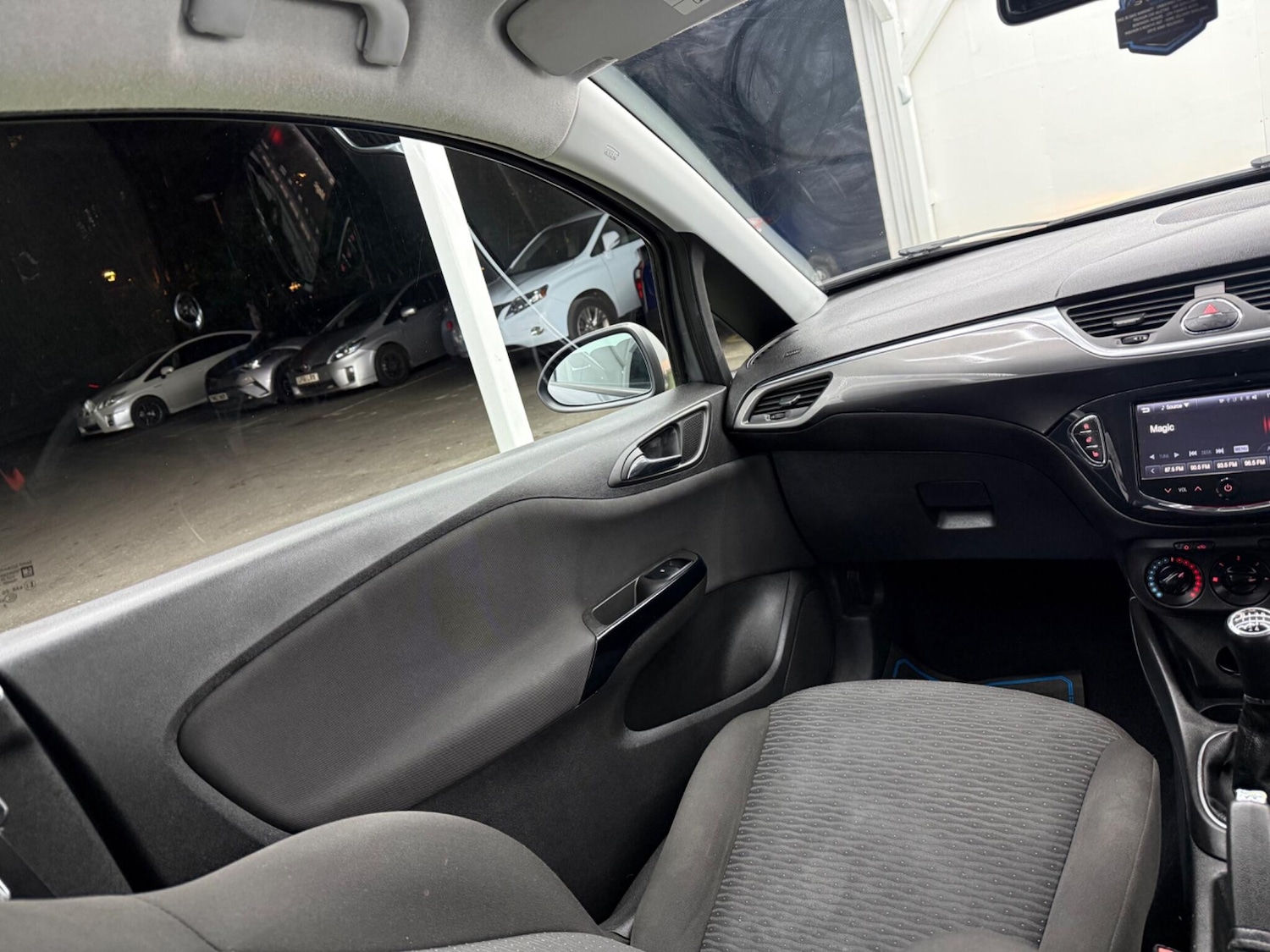 Used Vauxhall Corsa 2015 for sale - 77109477: Photo 35