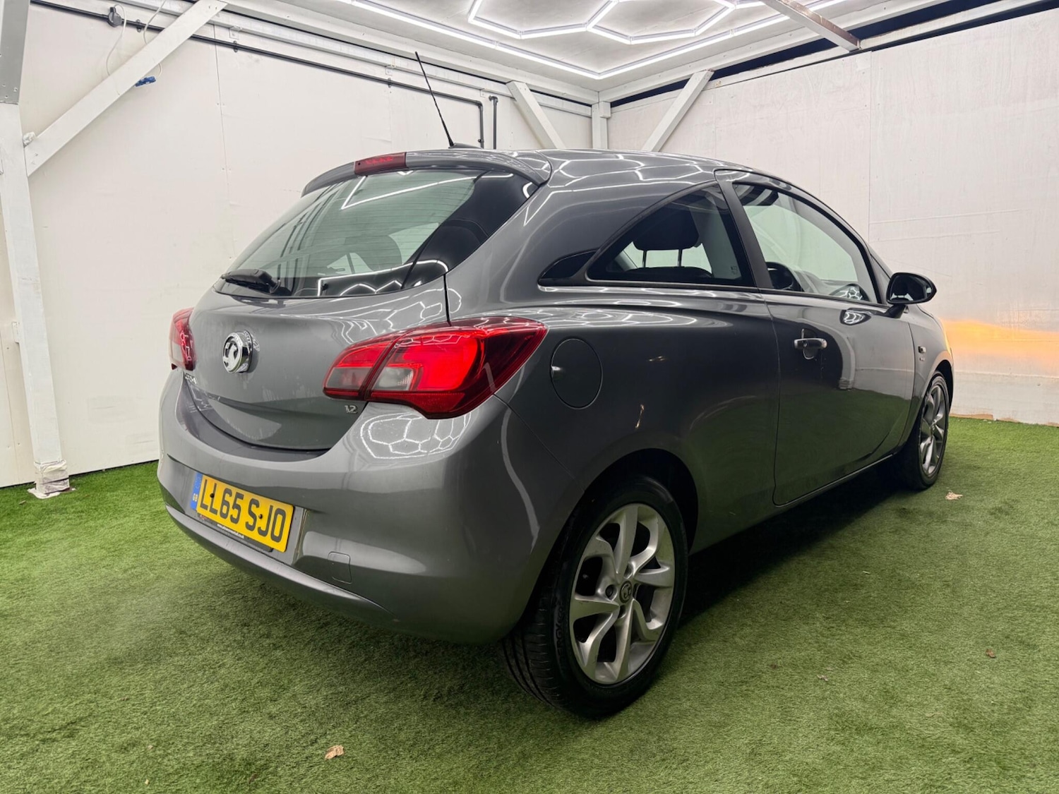 Used Vauxhall Corsa 2015 for sale - 77109477: Photo 6