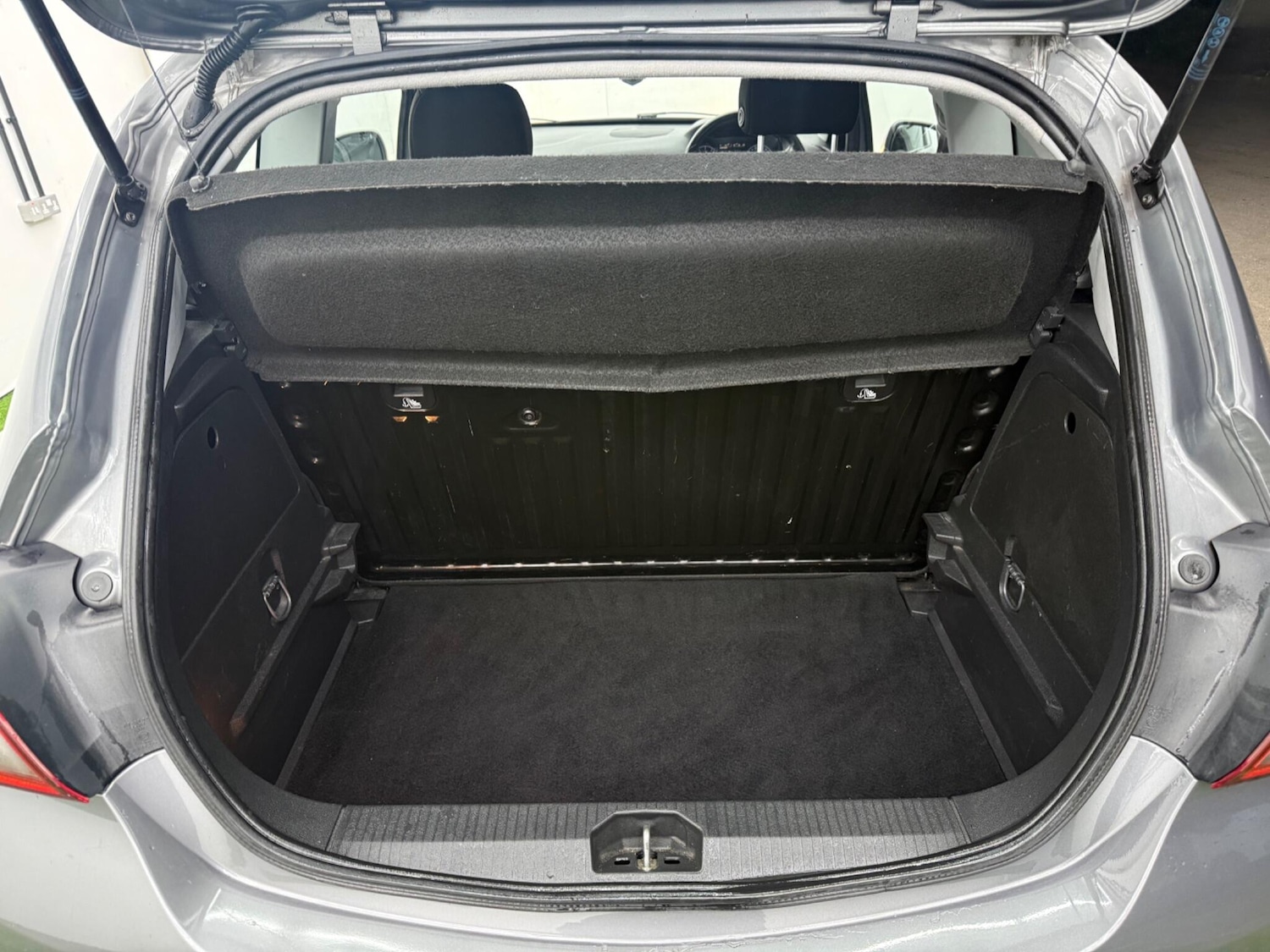 Used Vauxhall Corsa 2015 for sale - 77109477: Photo 8