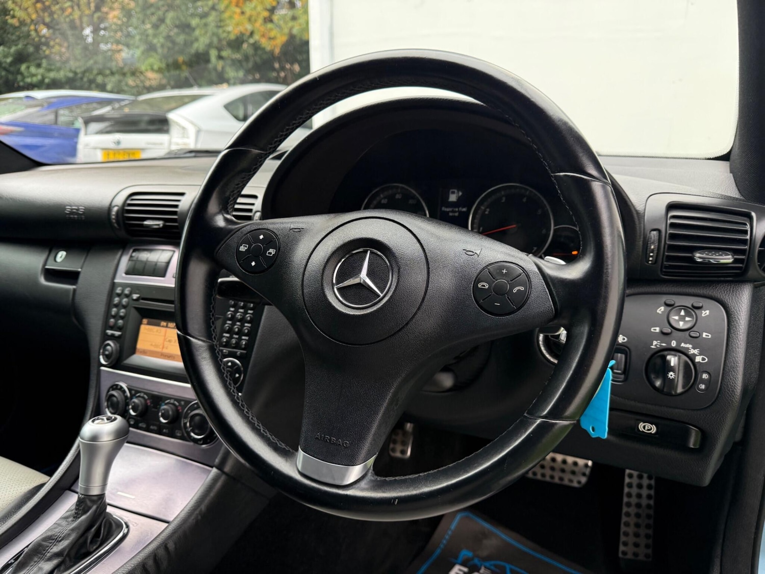 Used Mercedes-Benz CLC Class 2011 for sale - 76399264: Photo 2