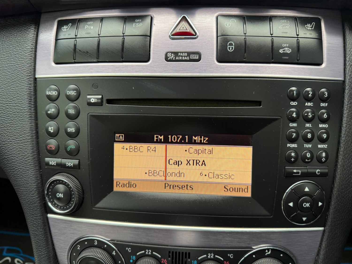 Used Mercedes-Benz CLC Class 2011 for sale - 76399264: Photo 40