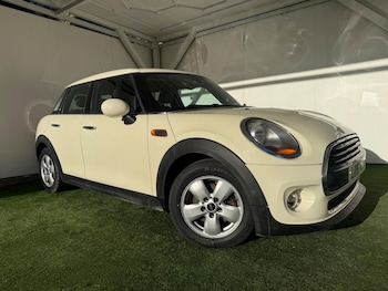 Used MINI Hatch 2016 for sale - 77016250: Photo